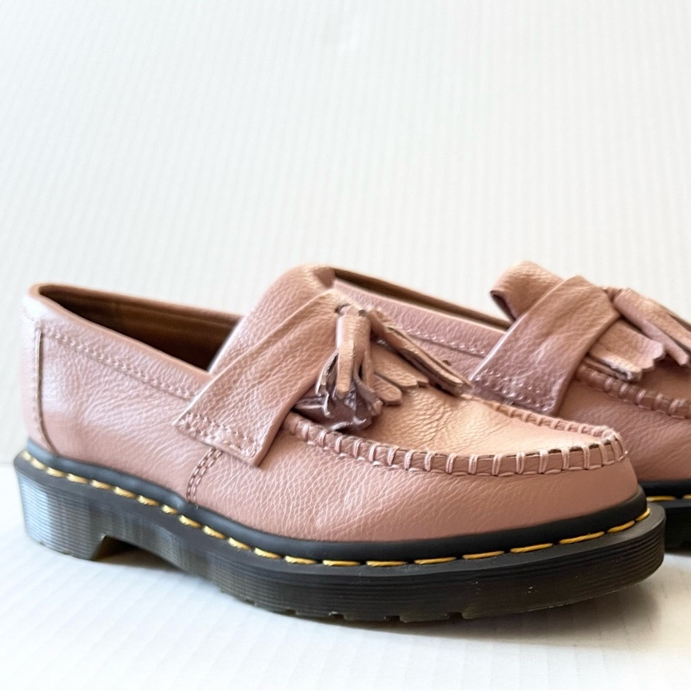 Brand New Pink Pebbled Leather Dr. Marten’s Adrian Tassel Loafer Shoes Size 6